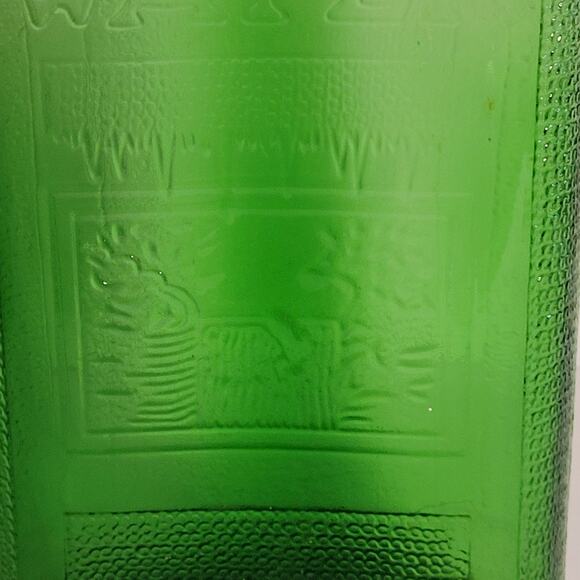 Vintage 1940's Green Glass 1QT Bottle - Unique Pattern - Picture 4 of 11
